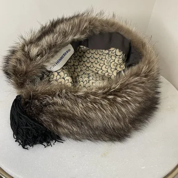 VTG 90s Von Henneberg Silk Brocade Tapestry Fur Lined Hat  display picture 1